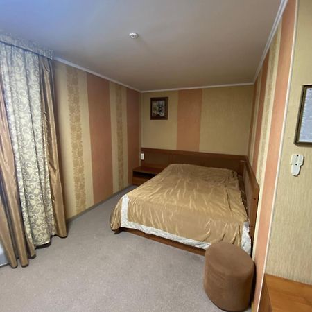 Hotel Візит Bushtyno Zewnętrze zdjęcie