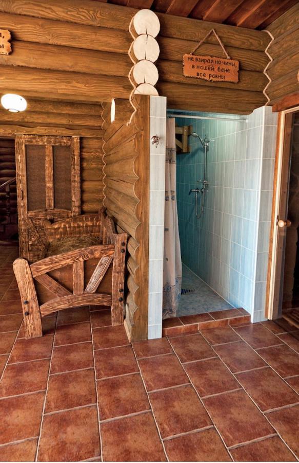 Hotel Візит Bushtyno Zewnętrze zdjęcie