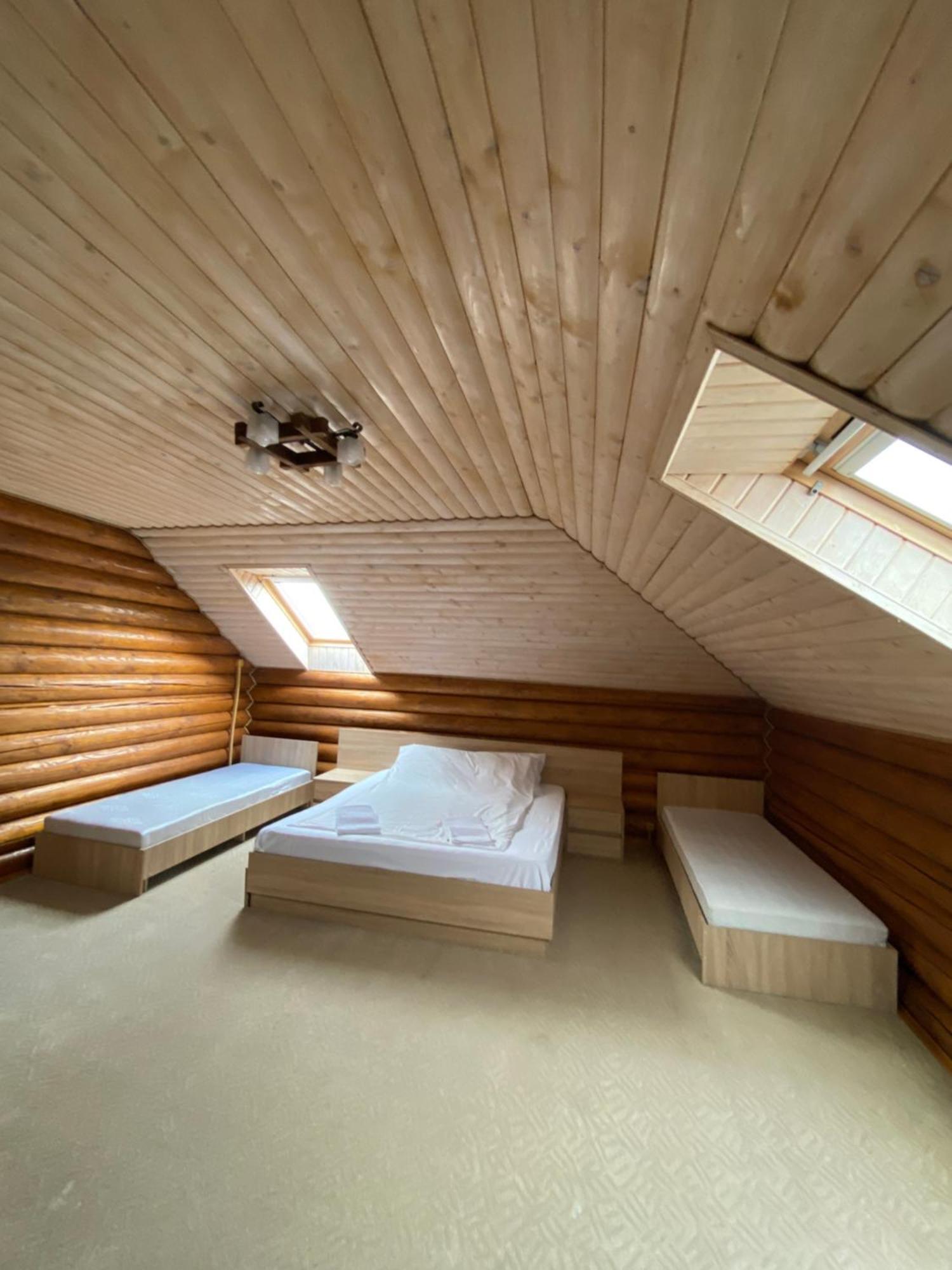 Hotel Візит Bushtyno Zewnętrze zdjęcie