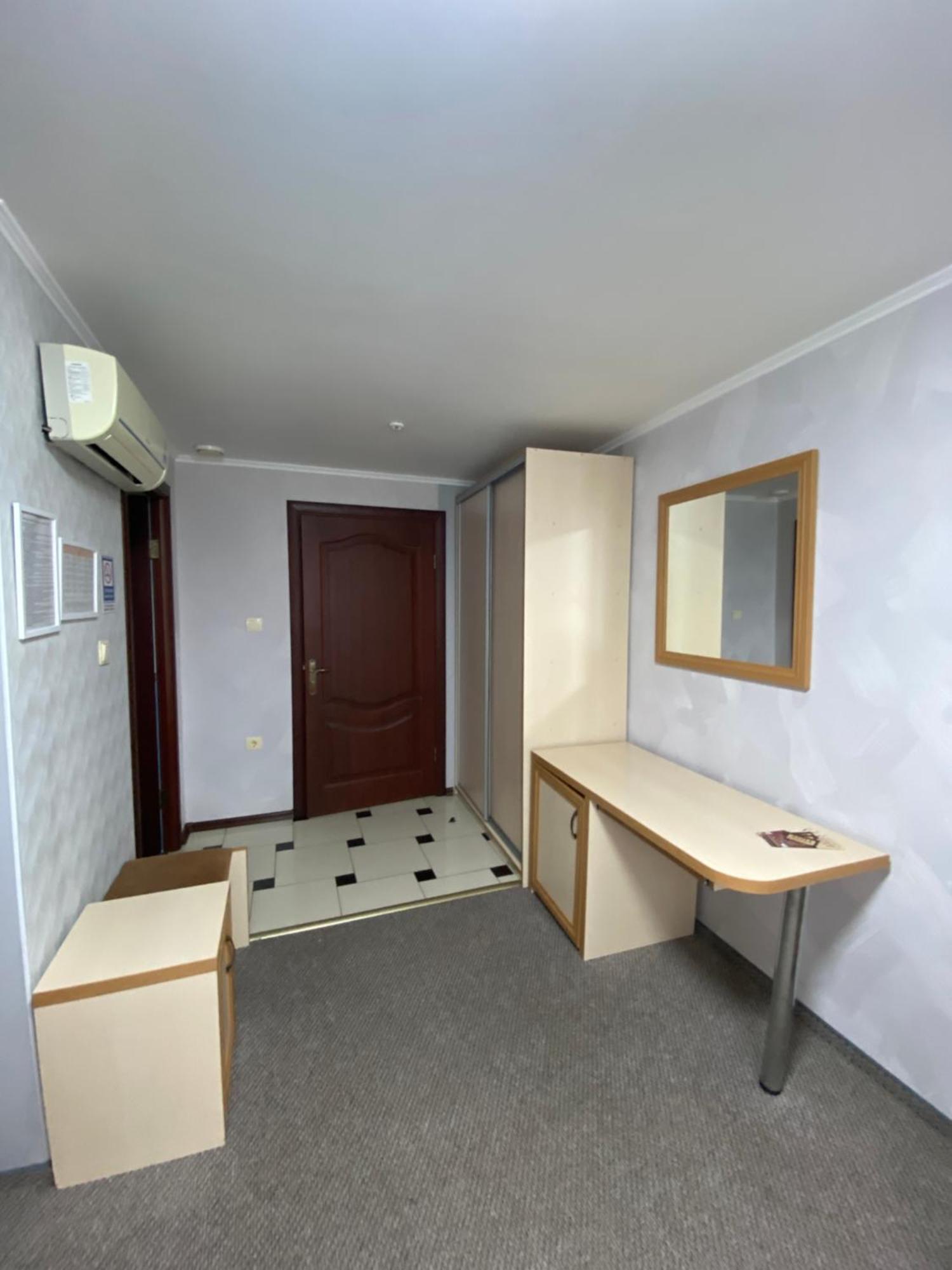 Hotel Візит Bushtyno Zewnętrze zdjęcie
