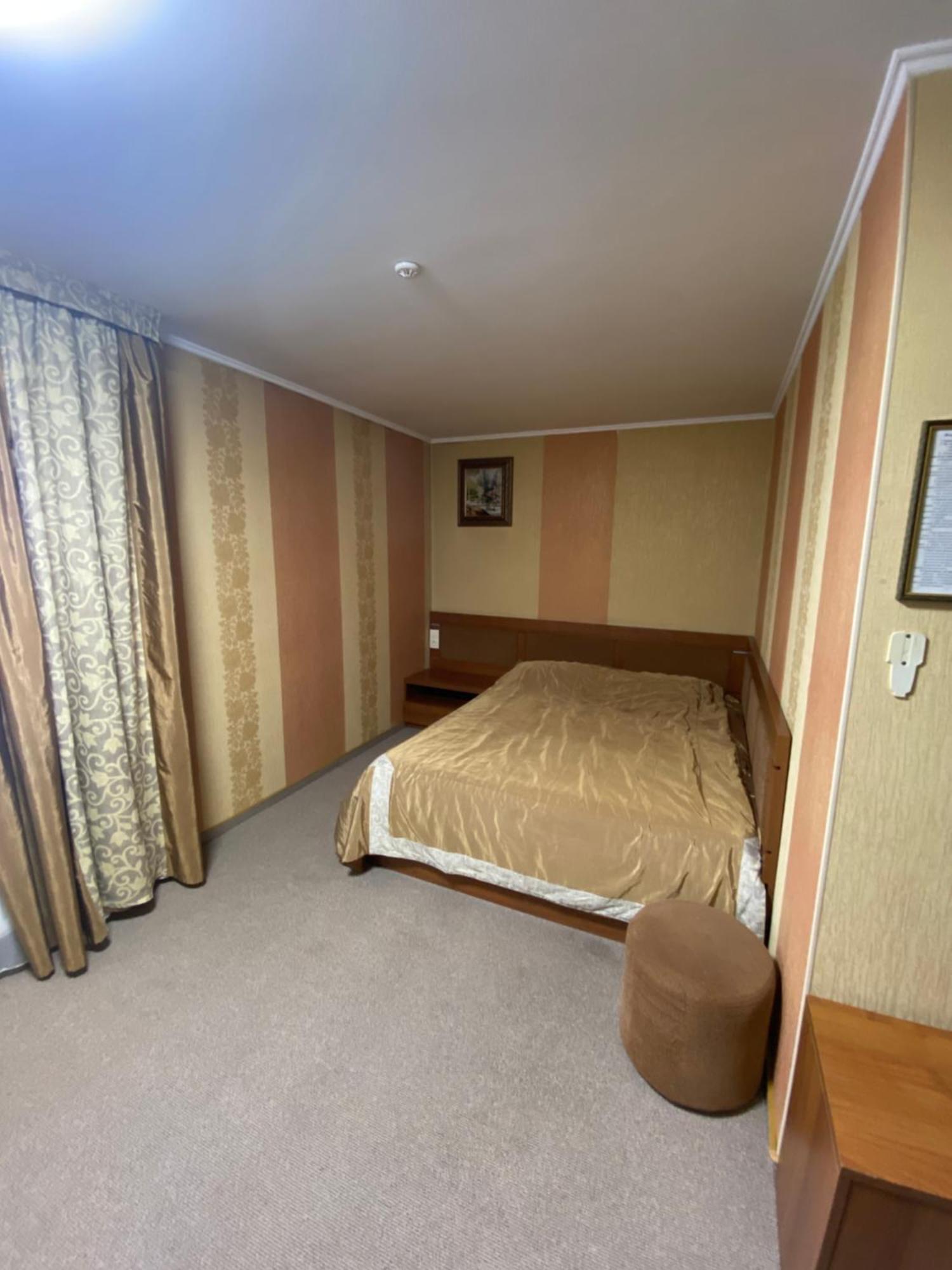 Hotel Візит Bushtyno Zewnętrze zdjęcie